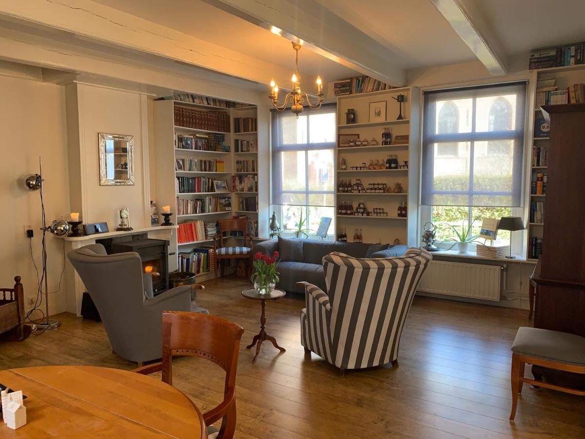 De Thuiskamer In Grou Als B&B Of Vakantiehuis Екстериор снимка
