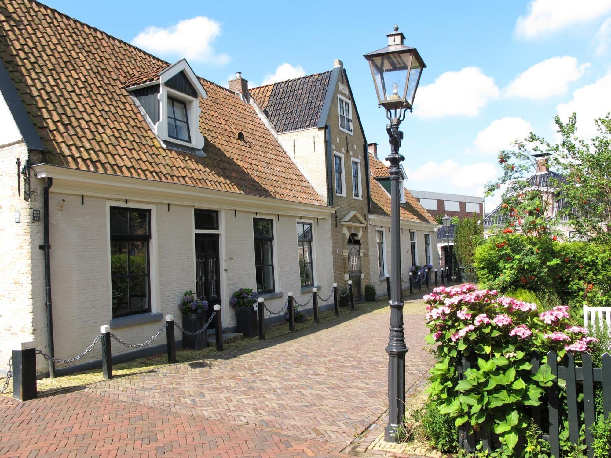 De Thuiskamer In Grou Als B&B Of Vakantiehuis Екстериор снимка