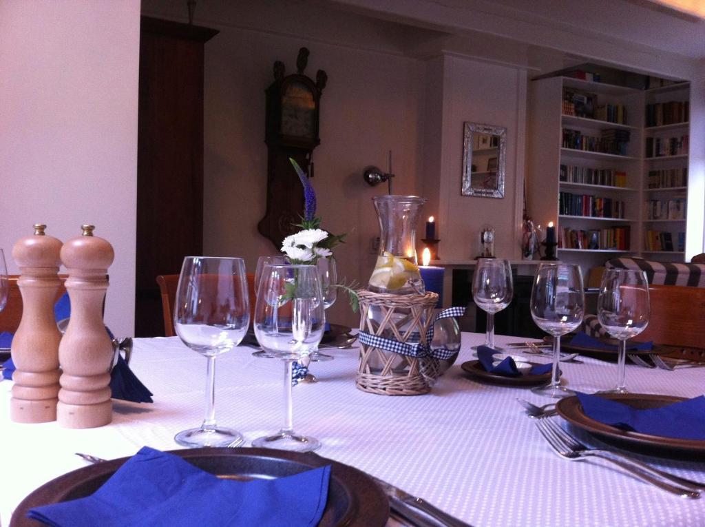 De Thuiskamer In Grou Als B&B Of Vakantiehuis Екстериор снимка